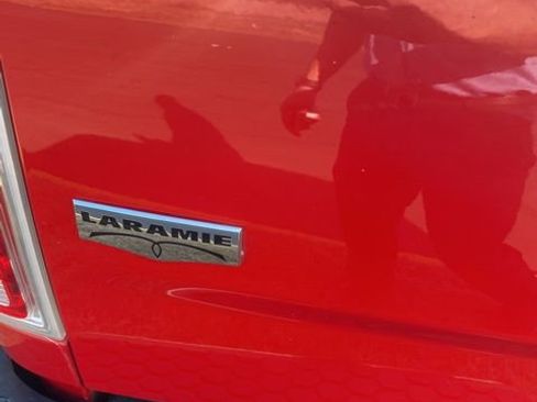 Used 2016 RAM 1500 Laramie image 6