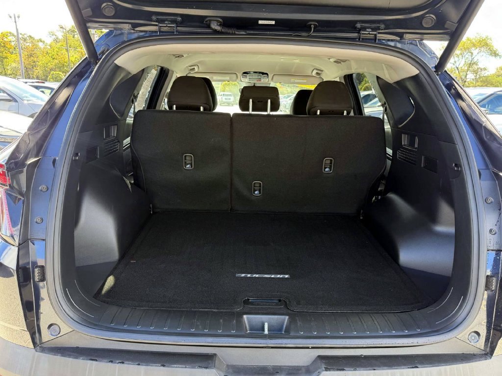 Certified 2023 Hyundai Tucson Blue AWD/4WD image 9