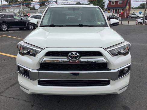 Used 2016 Toyota 4Runner Limited image 2