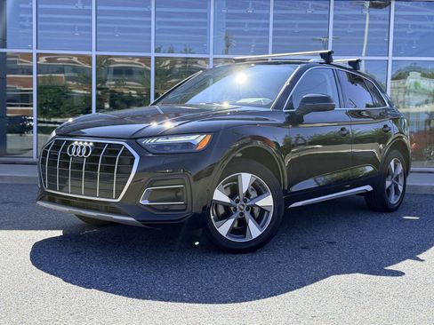 Certified 2023 Audi Q5 Prestige AWD/4WD image 2