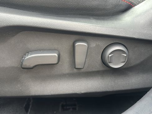 Used 2022 Subaru Forester Sport image 13