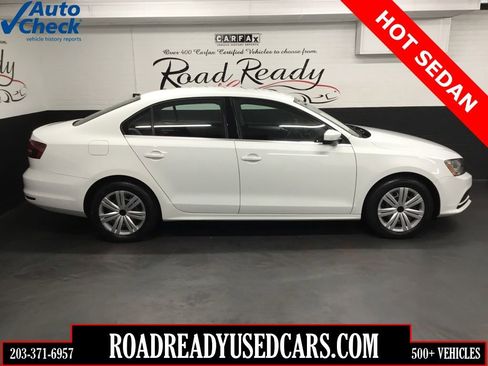Used 2017 Volkswagen Jetta S w/ Jetta S Cold Weather Package image 1