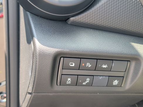 Used 2025 Nissan Kicks Play S FWD image 12