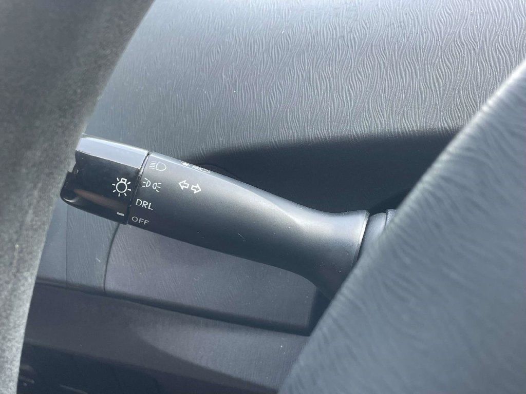Used 2013 Toyota Prius Two FWD image 15