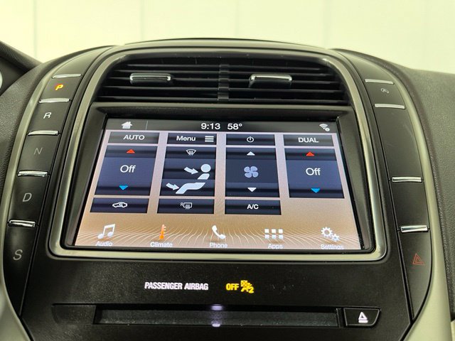 Used 2019 Lincoln Nautilus Premier AWD/4WD image 29