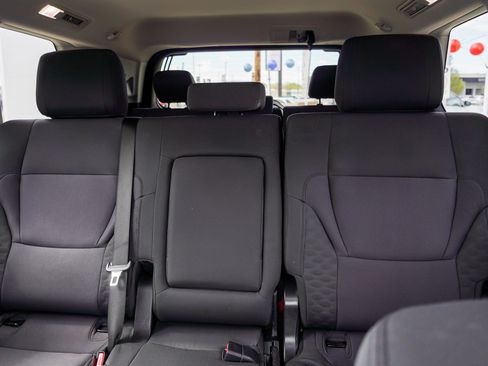 Certified 2023 Toyota Sequoia SR5 AWD/4WD image 22