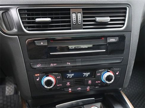 Used 2016 Audi Q5 2.0T Premium Plus w/ Technology Package image 27