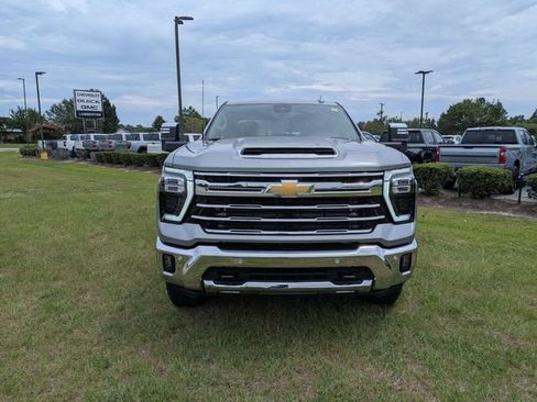 New 2026 Chevrolet Silverado 2500 LTZ w/ LTZ Plus Package AWD/4WD image 8