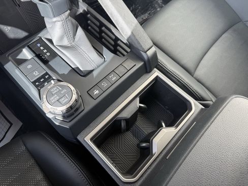 Used 2024 Toyota Tacoma TRD Off-Road w/ TRD Off Road Premium Package image 19