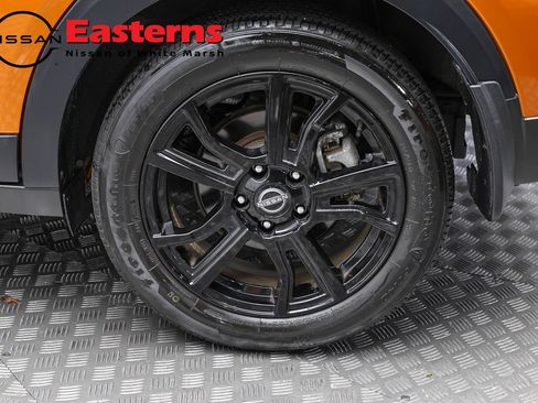 Used 2024 Nissan Kicks SV w/ Exterior Package FWD image 8