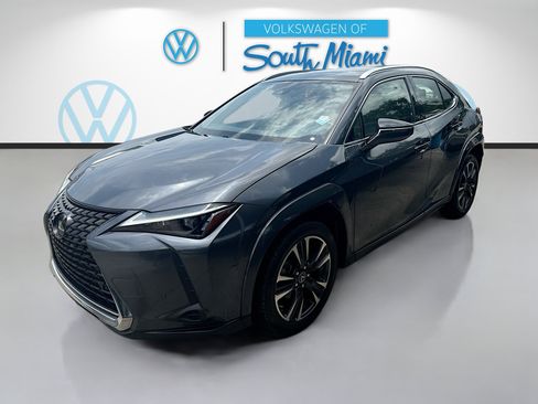 Used 2023 Lexus UX 250h FWD w/ Accessory Package (Z1) image 3