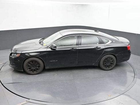 Used 2015 Chevrolet Impala LT FWD image 17
