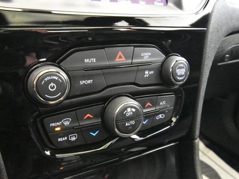 Used 2019 Chrysler 300 S w/ S Model Appearance Package image 19