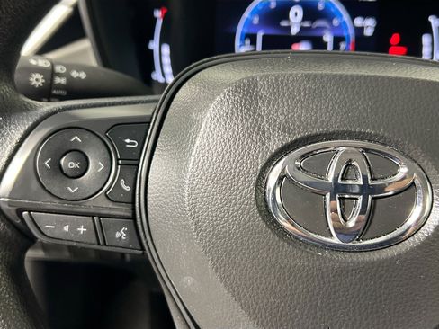 Used 2026 Toyota Corolla LE FWD image 17