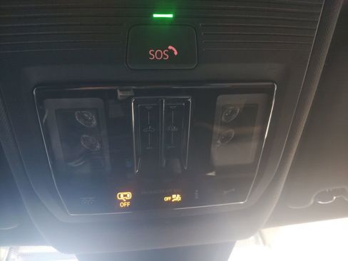 New 2026 Volkswagen Atlas Cross Sport SE AWD/4WD image 16