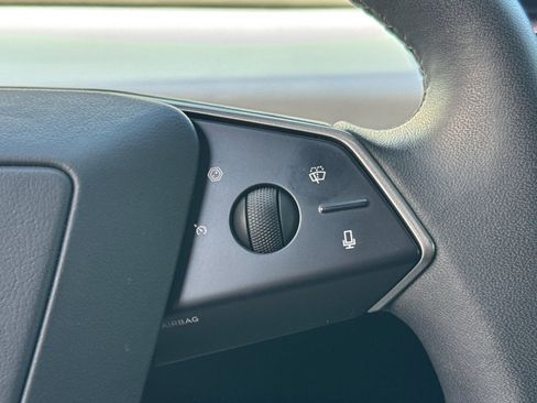 Used 2024 Tesla Cybertruck AWD Crew Cab image 26