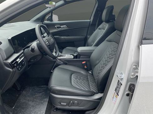 New 2026 Kia Sportage X-Line w/ X-Line Premium Package image 4