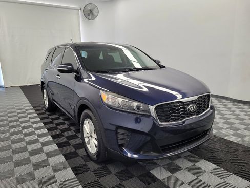 Used 2020 Kia Sorento FWD V6 image 13