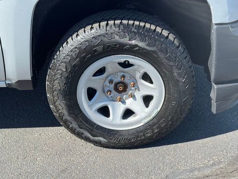 Used 2016 Chevrolet Silverado 1500 W/T w/ Trailering Package AWD/4WD image 9