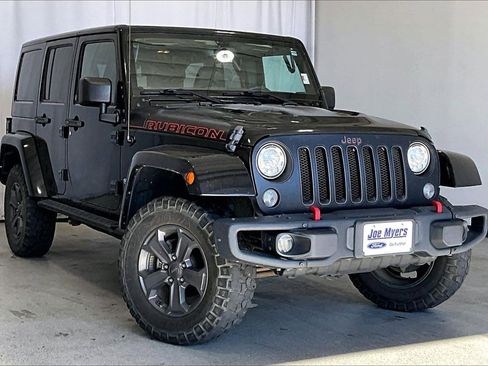 Used 2017 Jeep Wrangler Unlimited Rubicon image 1