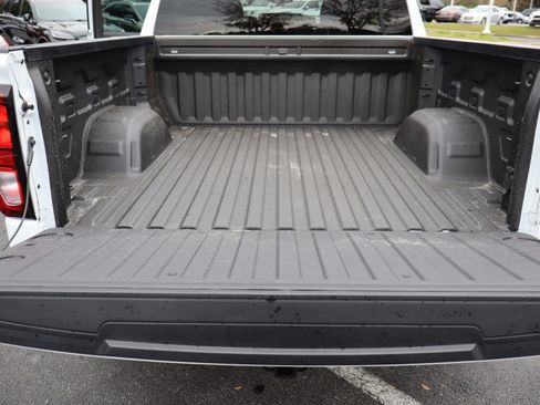 Used 2025 GMC Sierra 1500 Elevation image 36