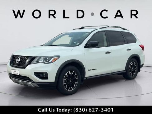 Used 2020 Nissan Pathfinder SL FWD image 3