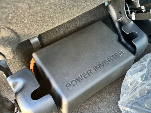 New 2025 Ford F150 XLT w/ Equipment Group 302A MID image 17