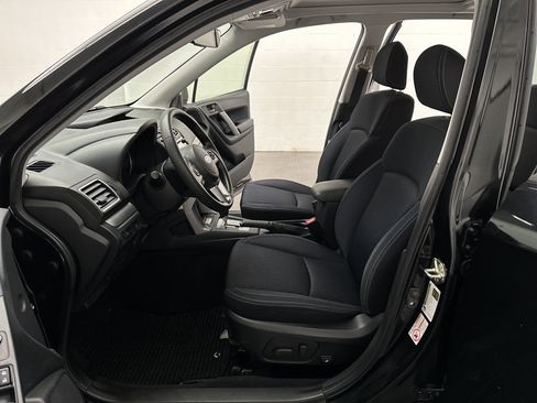 Used 2017 Subaru Forester 2.5i Premium w/ All-Weather Package AWD/4WD image 15