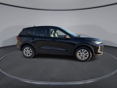 Certified 2025 Ford Escape Active image 9