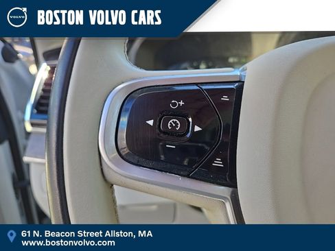 Used 2022 Volvo XC90 T8 Inscription image 24