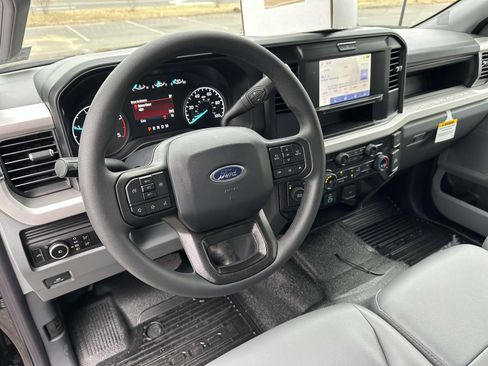 New 2025 Ford F550 4x4 SuperCab Super Duty image 12