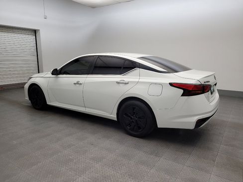 Used 2023 Nissan Altima 2.5 S FWD image 3