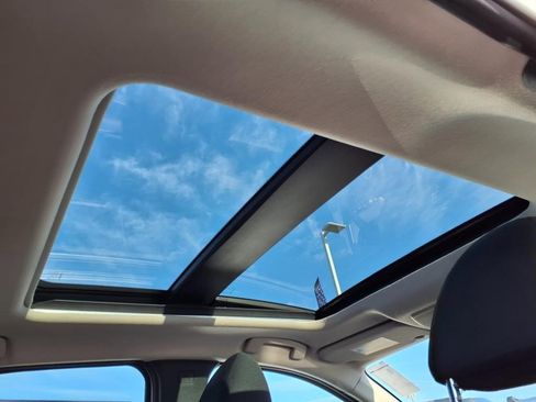 New 2025 Nissan Kicks SV w/ SV Premium Package image 7