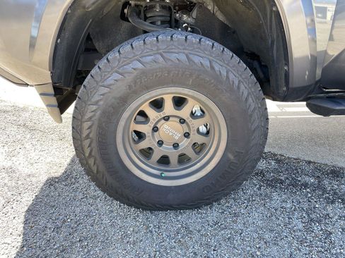 Used 2021 Toyota Tacoma SR5 image 38