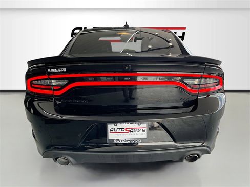 Used 2022 Dodge Charger R/T w/ Blacktop Package image 6