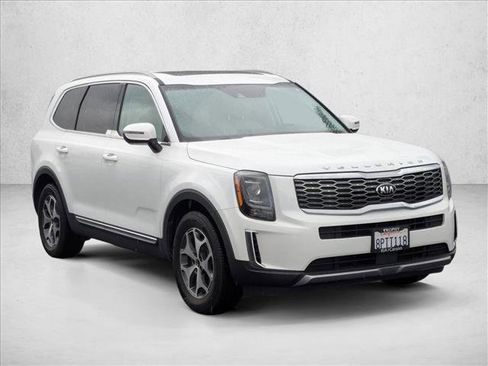 Used 2020 Kia Telluride EX image 3