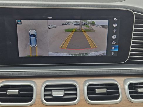 Used 2021 Mercedes-Benz GLE 350 4MATIC image 10