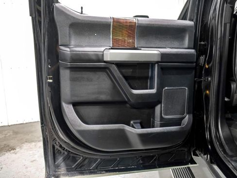 Used 2017 Ford F350 Platinum w/ Platinum Ultimate Package image 46