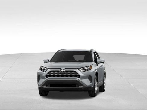 New 2025 Toyota RAV4 XLE image 38