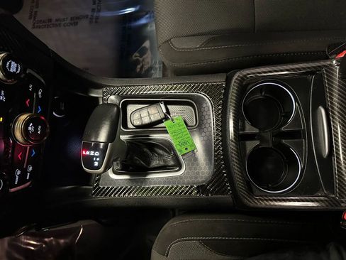 Used 2018 Dodge Charger R/T image 30