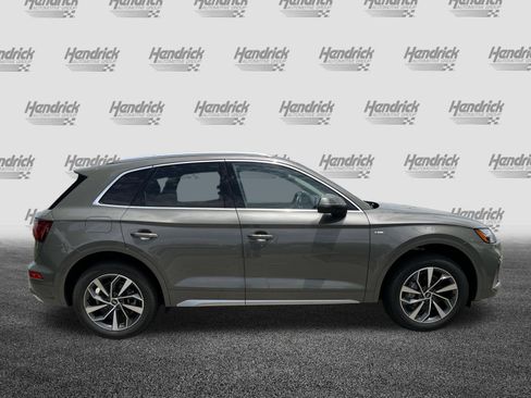 Certified 2023 Audi Q5 2.0T Premium Plus w/ Premium Plus Package AWD/4WD image 10