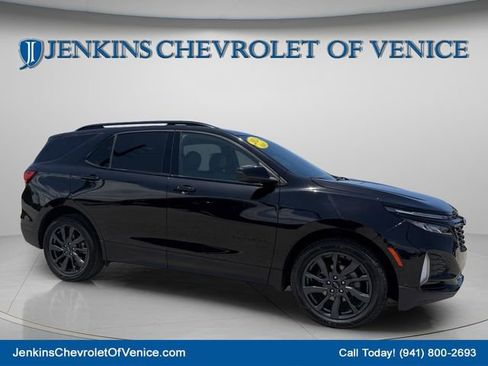 Used 2024 Chevrolet Equinox RS FWD image 2