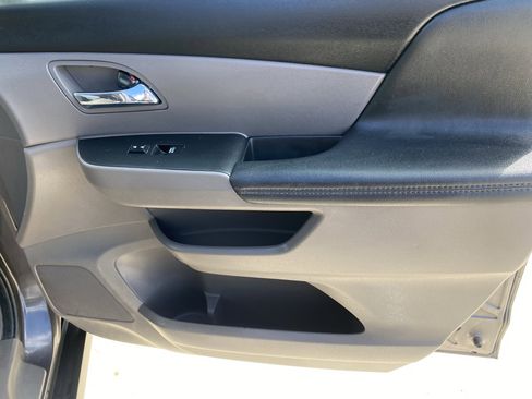 Used 2015 Honda Odyssey EX-L image 6