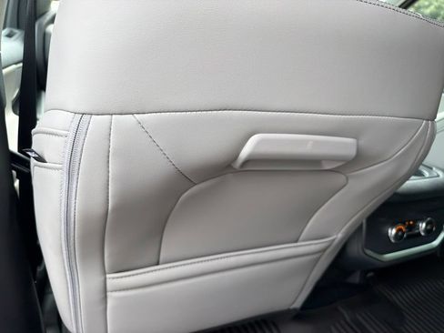 New 2026 Ford Expedition Max Active RWD image 14