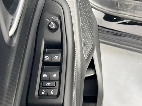 Used 2023 Jeep Grand Cherokee L Laredo image 17