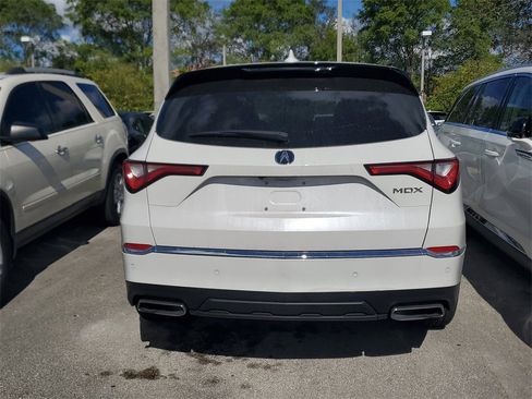 Used 2023 Acura MDX FWD w/ Technology Package image 8