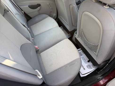 Used 2011 Hyundai Accent GLS FWD image 14