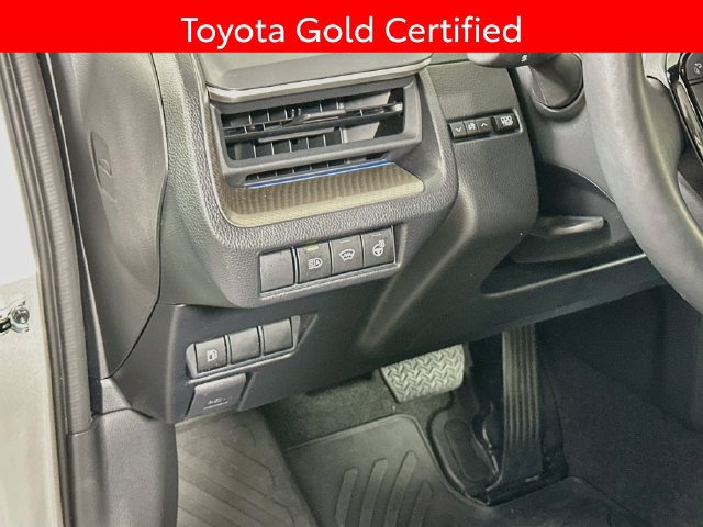 Certified 2025 Toyota Prius XLE AWD/4WD image 11
