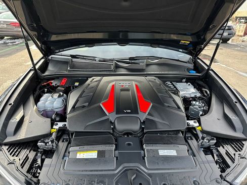 Used 2026 Audi RS Q8 performance image 22