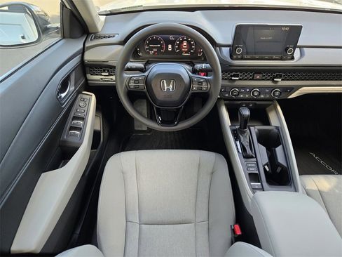 New 2025 Honda Accord SE image 13